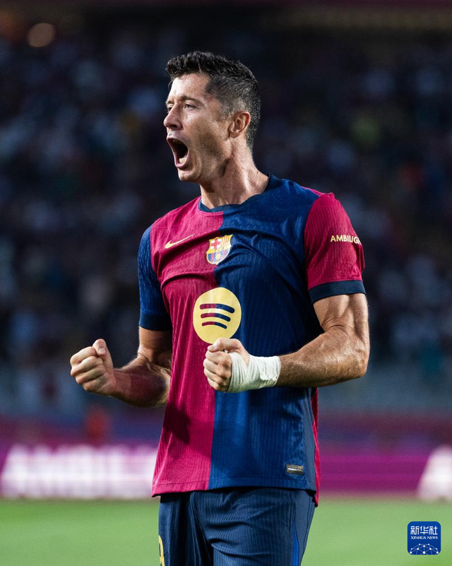 杜锋官方认证！19岁新星获期许 他能成广东下一个传奇？（杜锋亲口认可！19岁新星获厚望，他会是广东的下一位传奇吗？）