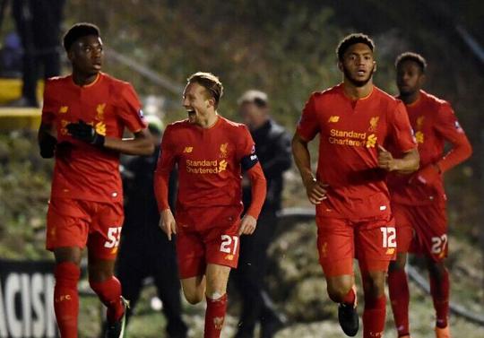 FIFA年度最佳门将候选：多纳鲁马、阿利松、什琴斯尼在列（FIFA年度最佳门将候选名单出炉：多纳鲁马、阿利松、什琴斯尼入选）