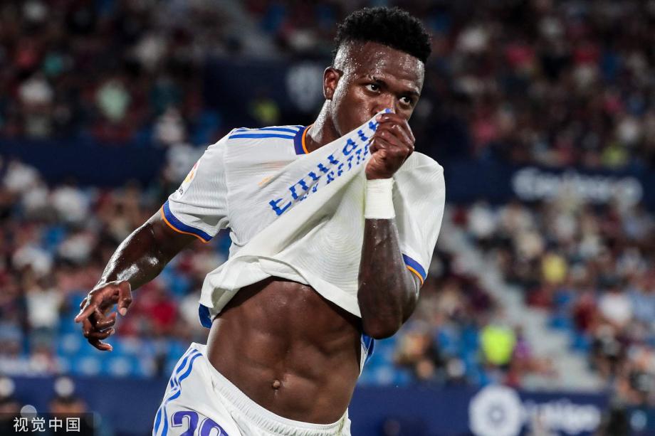 米体：恰20仍有望出战意超杯，阿切尔比预计不会随队去利雅得（米体：恰尔汗奥卢有望赶上意超杯，阿切尔比大概率不随队赴利雅得）