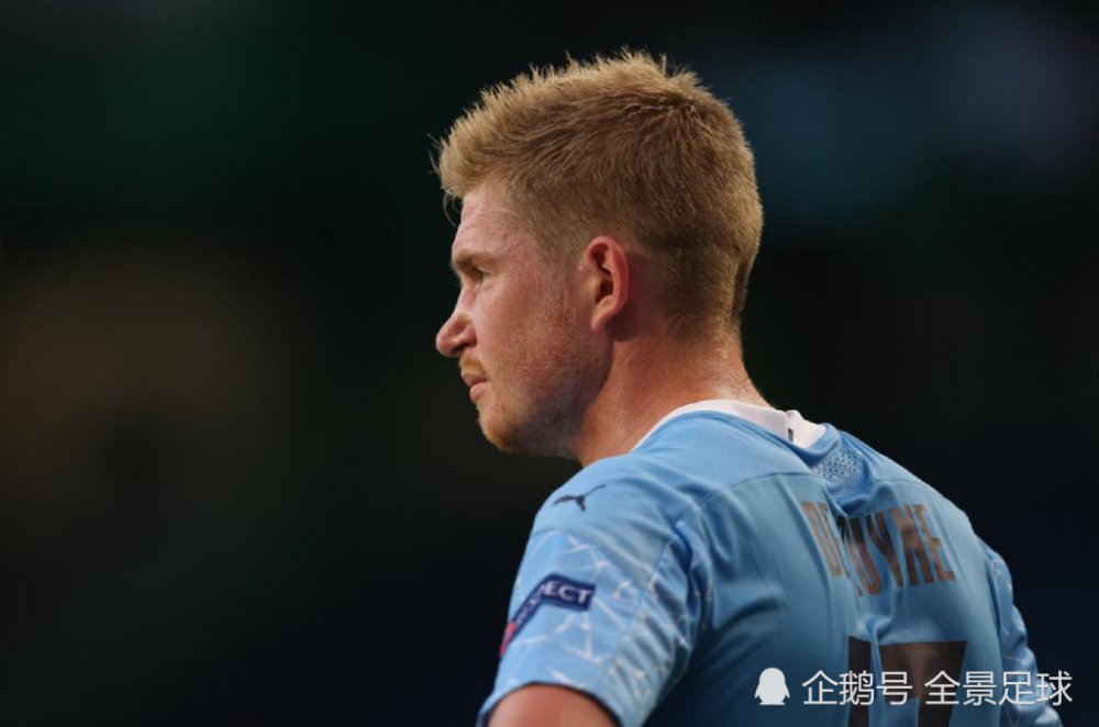 德媒：拜仁密切关注艾希霍恩，赫塔希望将解约金提高至2000万（德媒称拜仁紧盯艾希霍恩，赫塔拟将解约金上调至2000万）