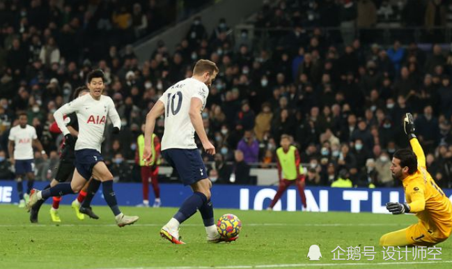 记者：尤文、国米等意甲俱乐部考察热那亚中场马利诺夫斯基（记者称尤文、国米等多支意甲球队正在考察热那亚中场马利诺夫斯基）