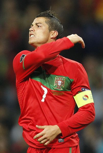 2026世界杯决赛票价超4万7，“贵得离谱” 引争议（2026年世界杯决赛票价飙至4.7万元，过高定价引发争议）