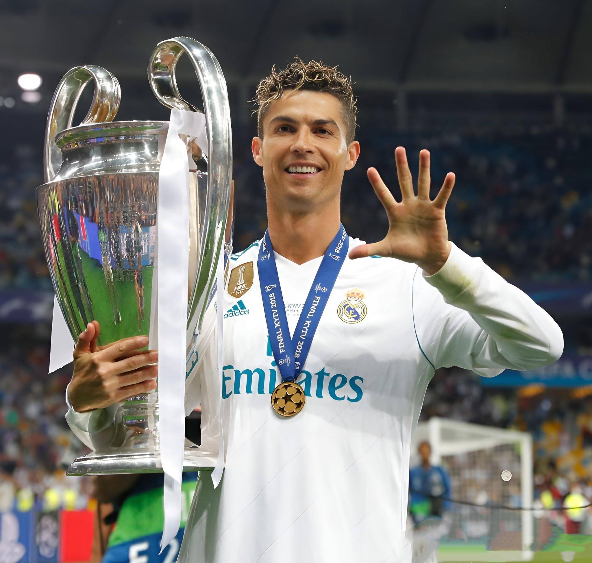 瑞士国脚曼赞比：扎卡是一名非常棒的队长，很高兴我们拥有他（瑞士国脚曼赞比盛赞扎卡：出色的队长，拥有他真让人高兴）