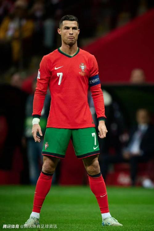 记录报：中国与日本的俱乐部关注葡超中场林肯；身价350万欧（记录报：中日俱乐部有意葡超中场林肯，身价约350万欧元）