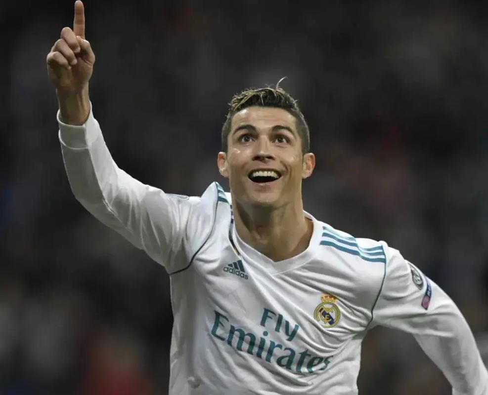 希尔德：库里缺阵时我们得填补空缺，用自己的方式串联比赛（希尔德：库里缺阵我们必须站出来，用各自方式带动比赛运转）