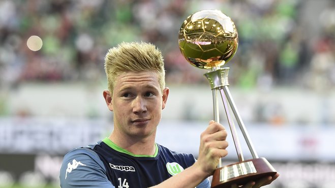 这后撤步跳投太无解（这记后撤步跳投简直不可阻挡）